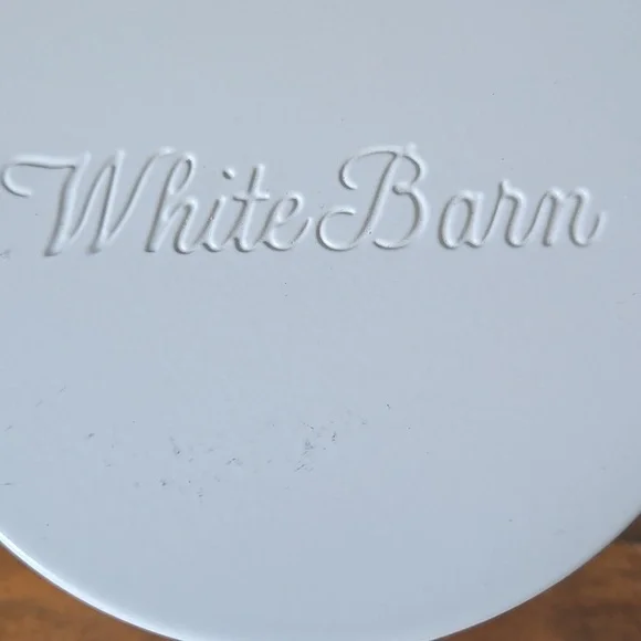 Bath And Body Works White Barn 3 Wick Spiced Pumpkin & Patchouli Candle - Picture 4 of 6